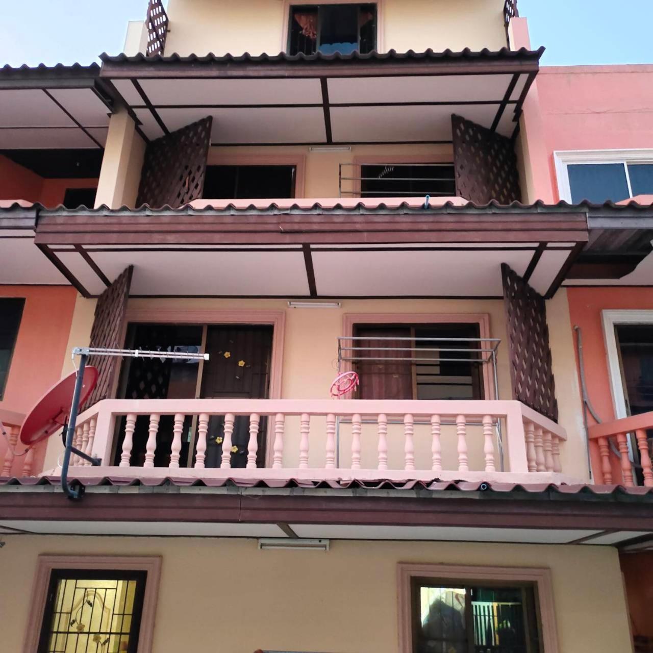 Apartmán Sea Hill Pattaya Exteriér fotografie